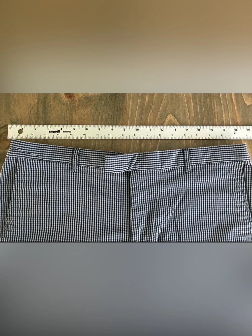 Banana Republic Mens Shorts 38 Aiden Chino Navy Blue White Gingham 8.5